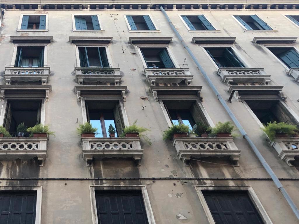 Hotel Ca' Degli Specchieri à Venise Extérieur photo